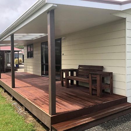 Greymouth Seaside Top 10 Holiday Park Room photo