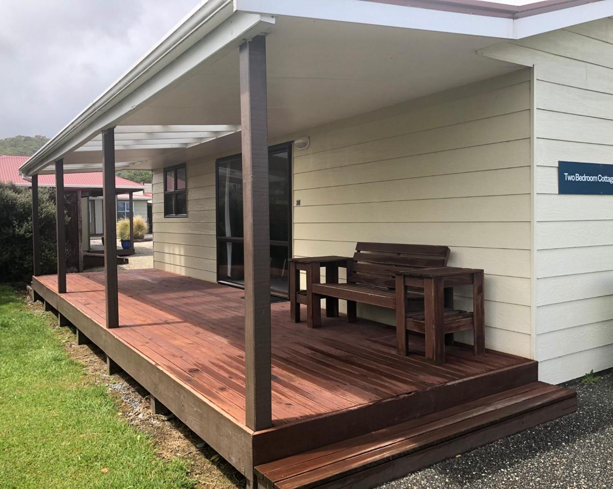Greymouth Seaside Top 10 Holiday Park Room photo